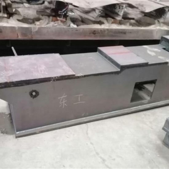 特大型打砂設(shè)備，對所有特大型金屬件表面打砂清除表面雜質(zhì)